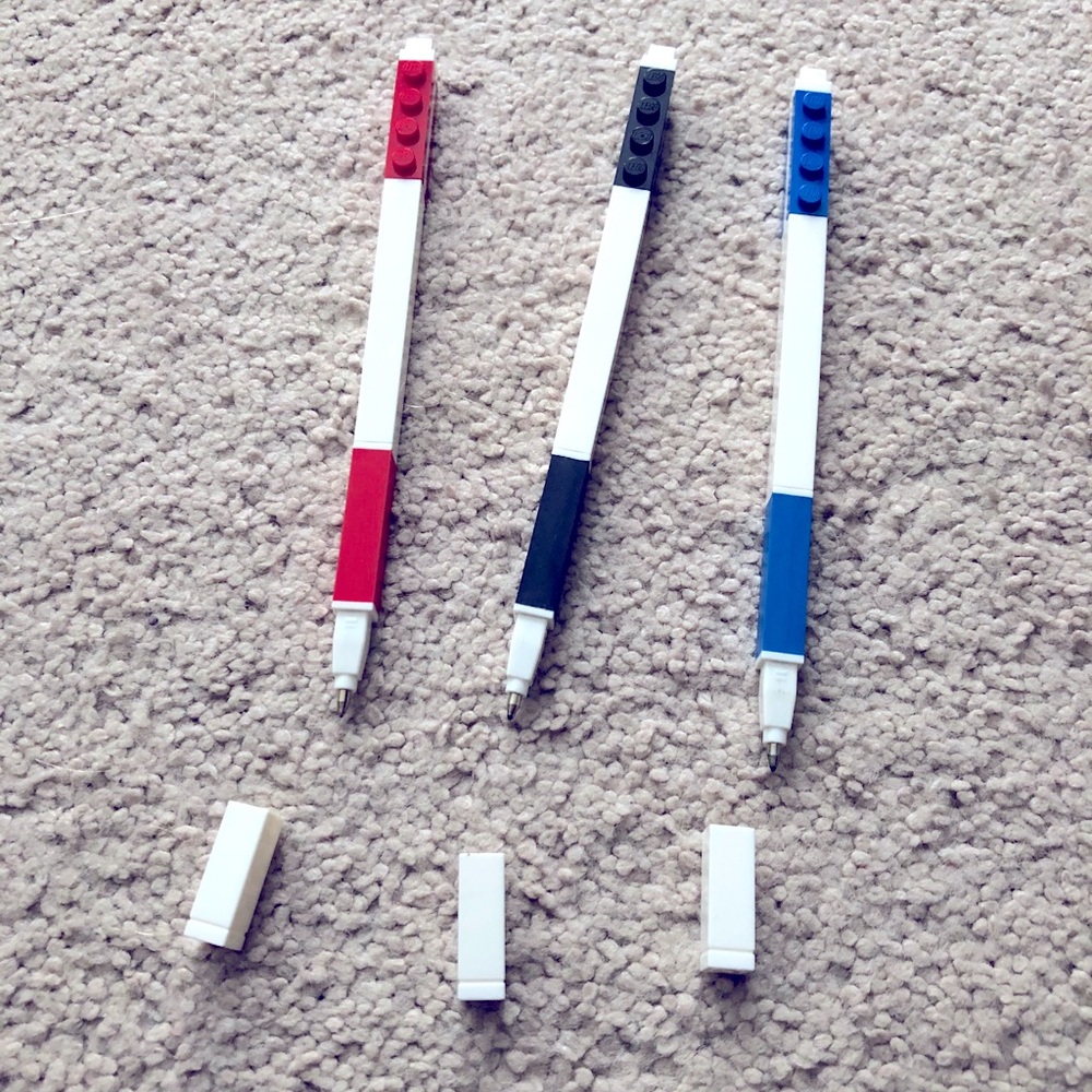 🦋FREE with 2+ bundle- set of LEGO pens